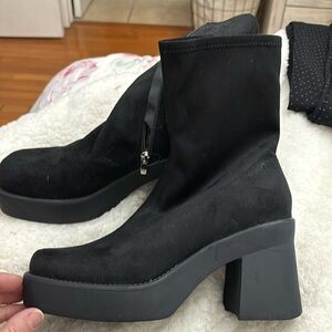 Nine west booties! Sued type material. Chunky sole. Womens size 9